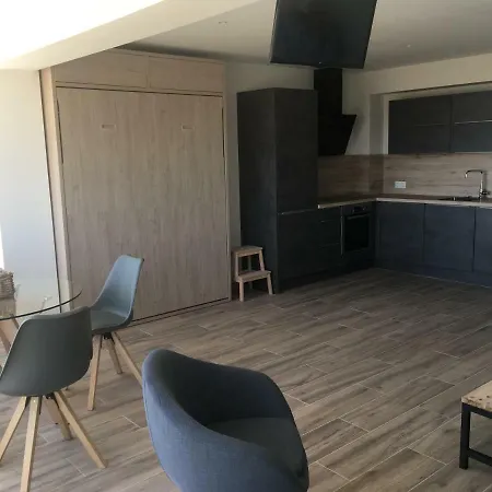 Apartamento Espectaculares Vistas Desde Estudio En Las Chapas Marbella