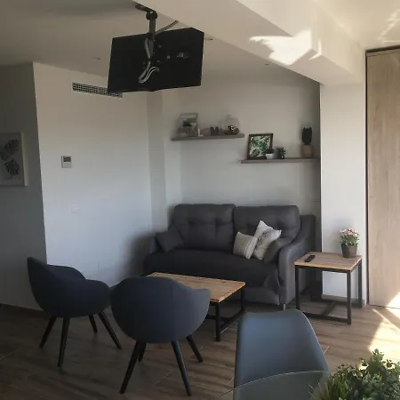 Espectaculares Vistas Desde Estudio En Las Chapas * Marbella